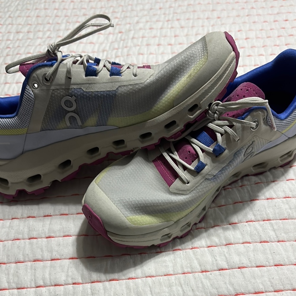 On Running Purple and Blue Athletic Shoes with Rugged Outsole